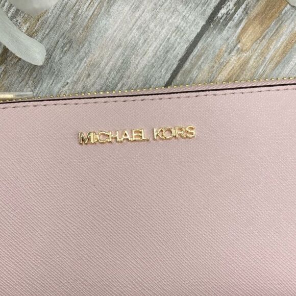 Michael Kors Jet Set Travel Large Saffiano Leather Quarter-Zip Wallet Bag Purse - Picture 2 of 12